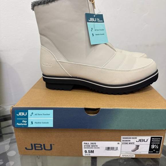 JBU Cream Front-Zip Faux-Fur Lined Ankle Boots - Picture 3 of 8